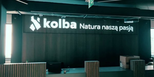 Litery przestrzenne 3D LED dla firmy KOLBA w Czeladzi.